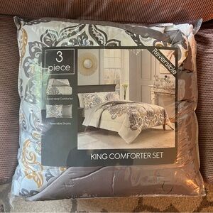 King Comforter and Pillow Sham Set - NEW IN PACKAGING